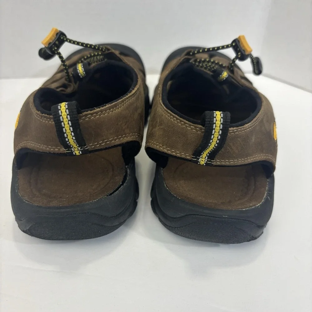 KEEN Newport Waterproof Leather Hiking Sandals Mens 9 Brown Closed Trail Shoes